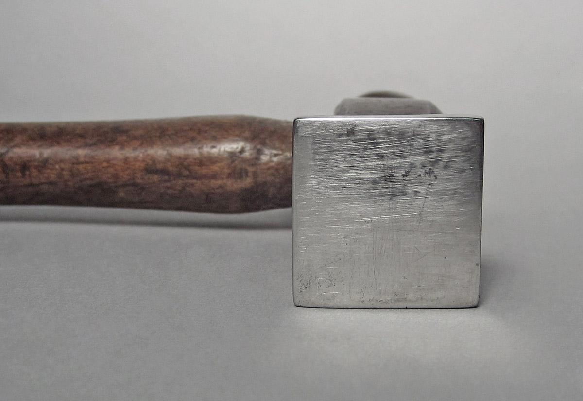 1986.0050.813.001.042, Hammer, head side 1