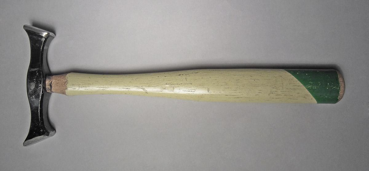 1986.0050.813.001.043, Hammer, side 2