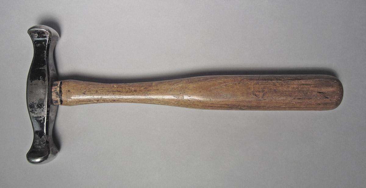 1986.0050.813.001.052, Hammer, side 2