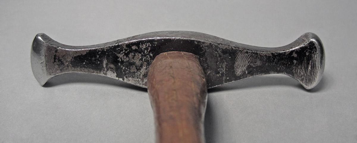 1986.0050.813.001.055, Hammer, head bottom