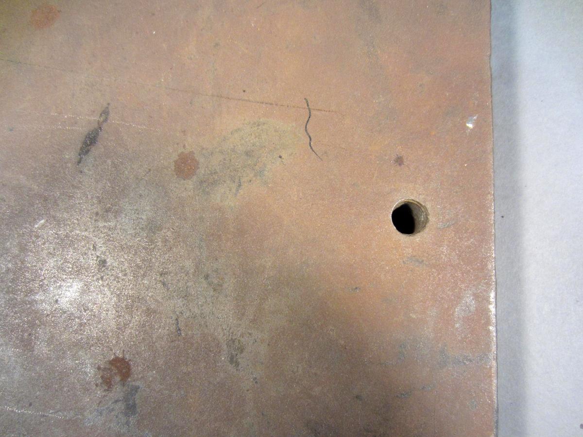1986.0050.814 Iron plate, Detail