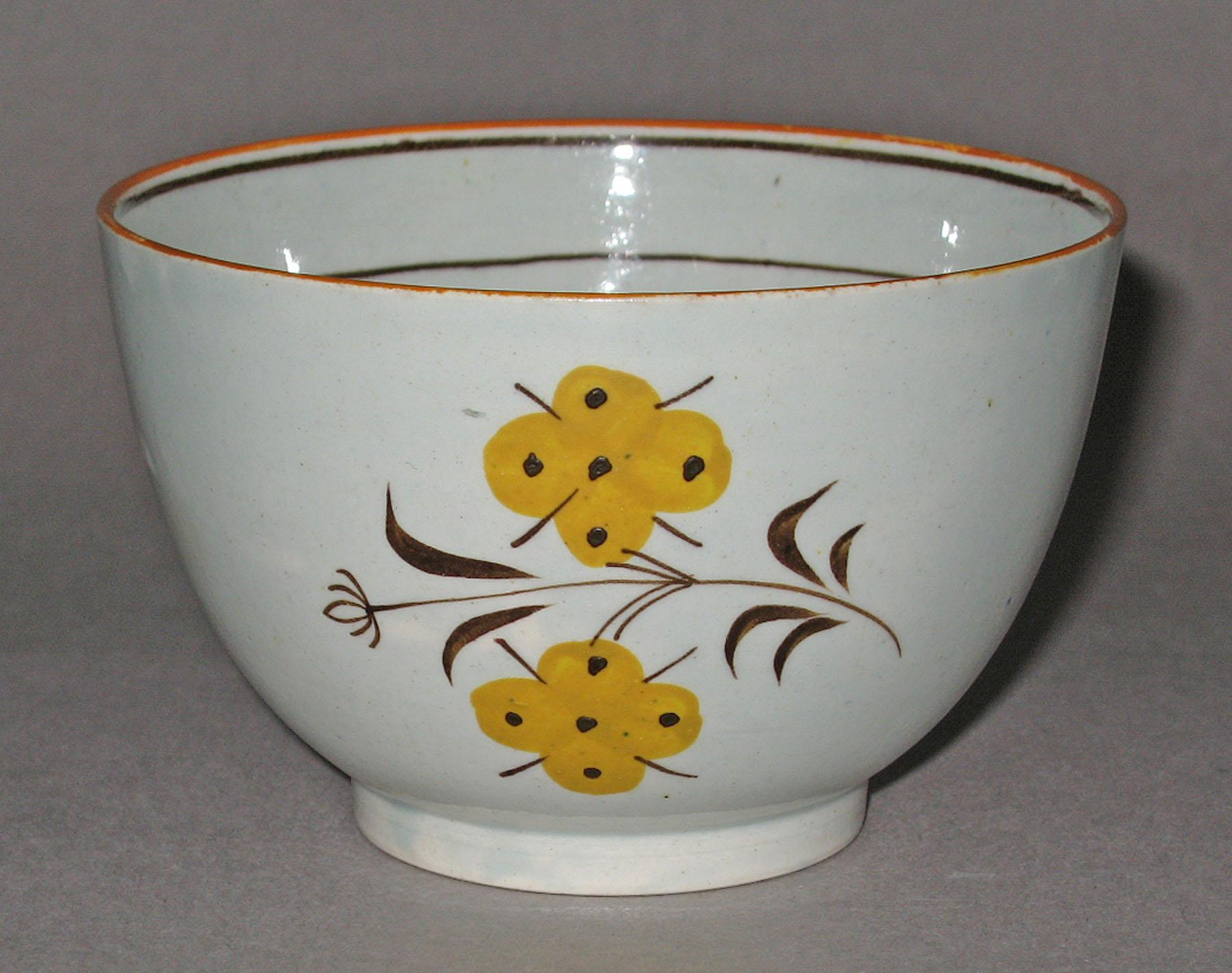 1959.1173 A Pearlware teabowl