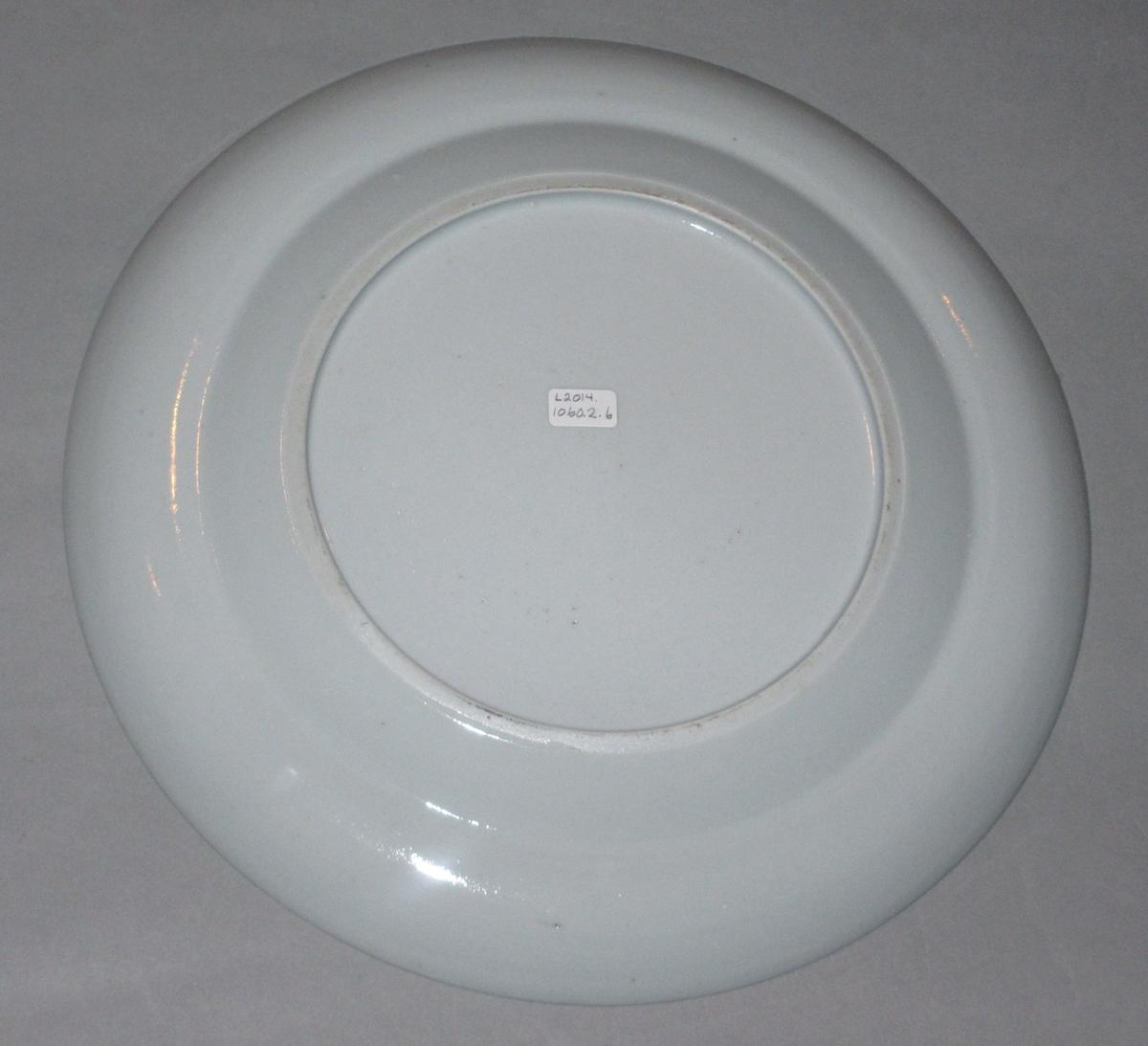 2015.0030.002.006 Plate underside
