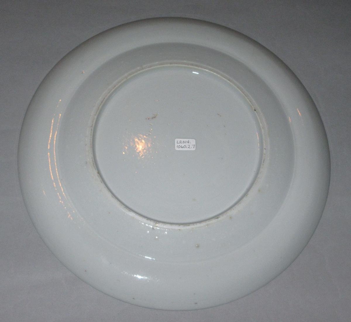 2015.0030.002.007 Plate underside