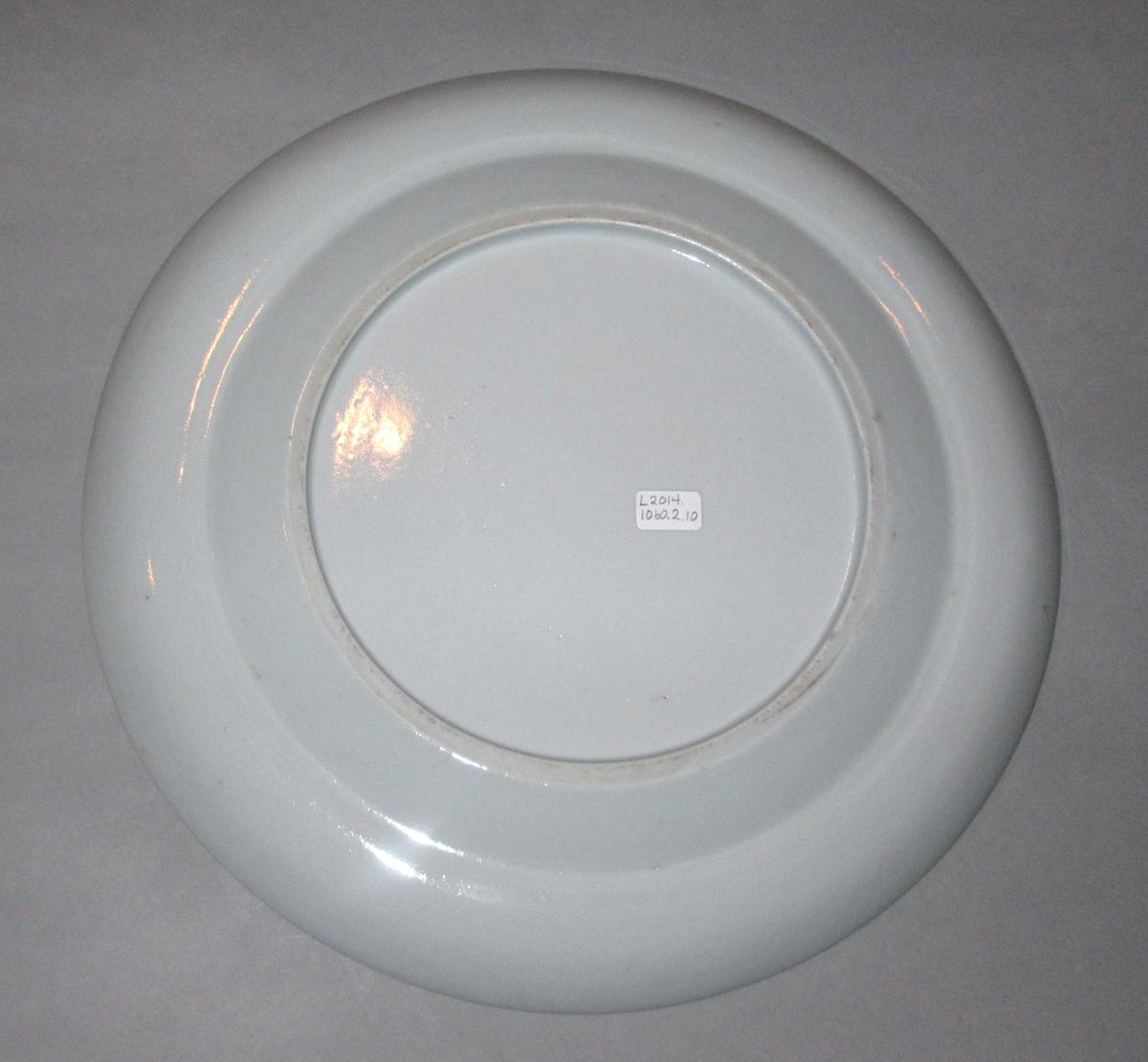2015.0030.002.010 Plate underside
