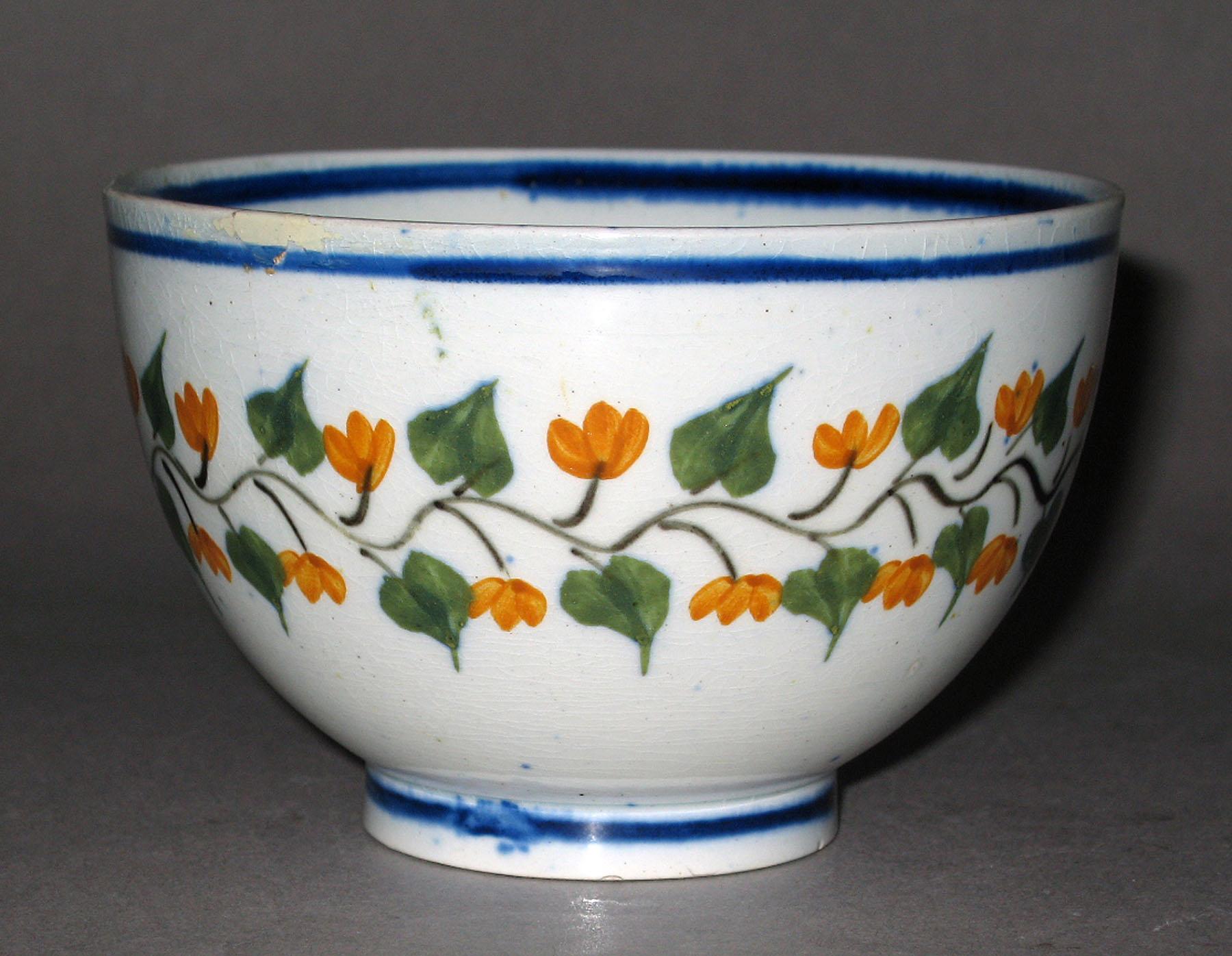 1959.1175 A Pearlware teabowl