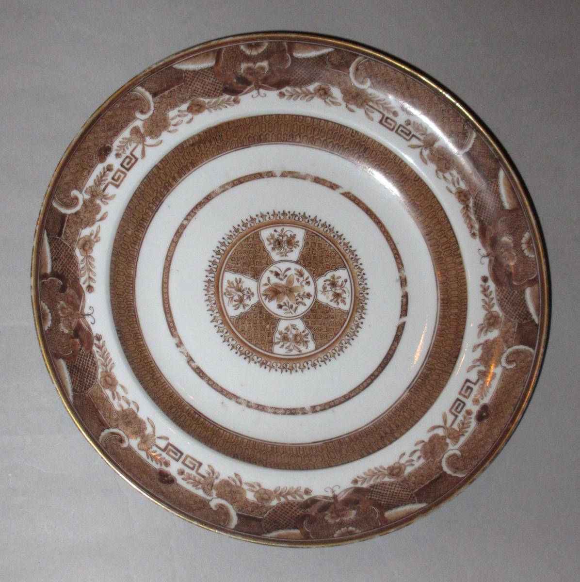 2015.0030.002.014 Plate
