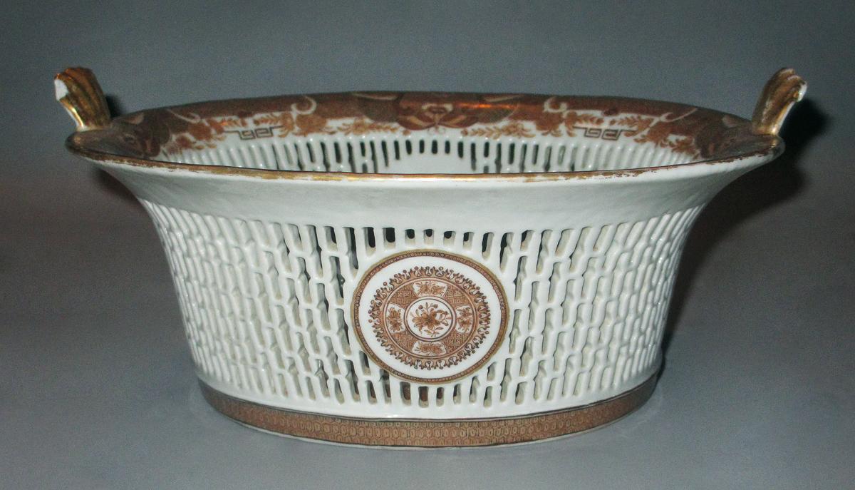 2015.0030.002.015 A Basket
