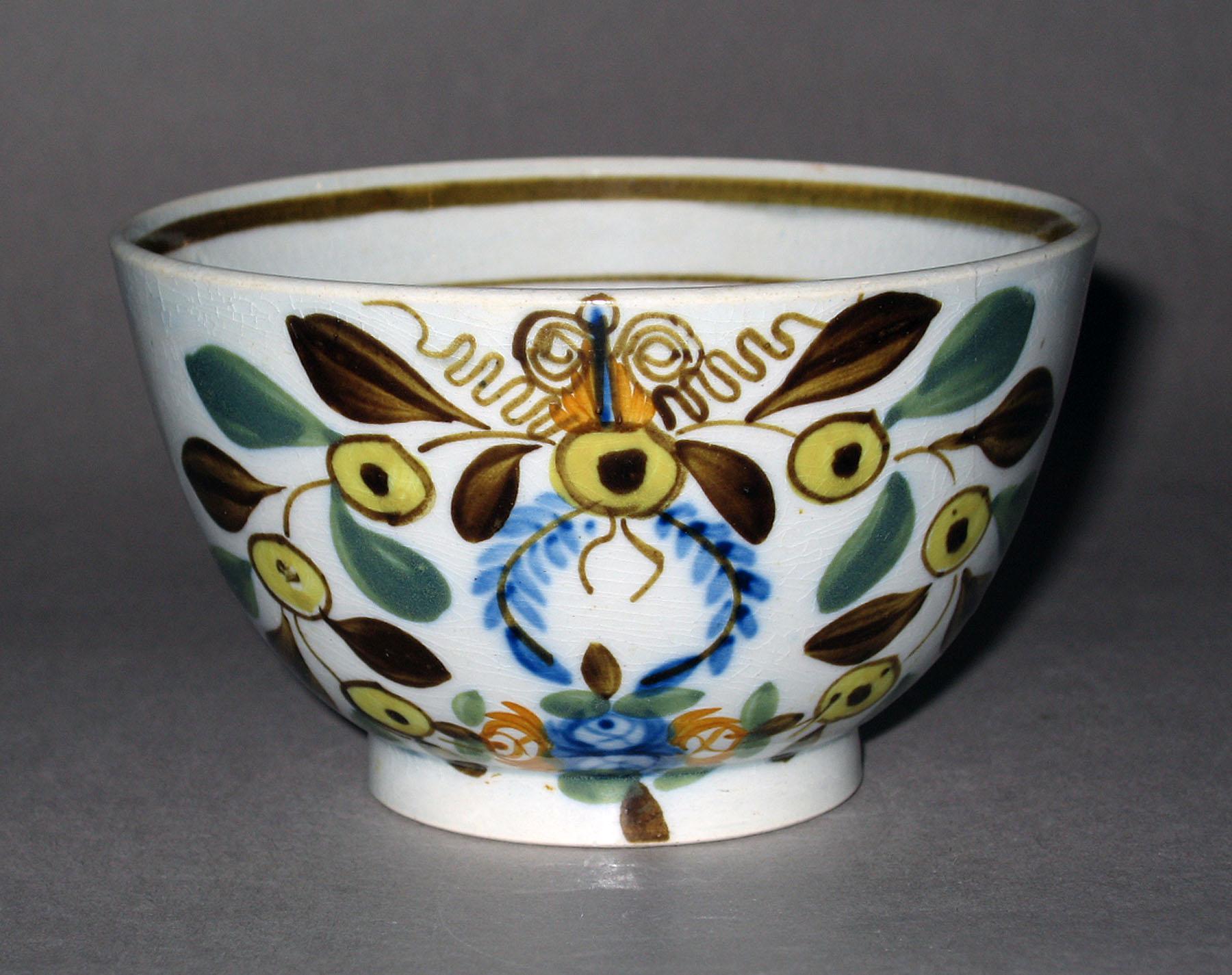 1959.1177 A Pearlware teabowl