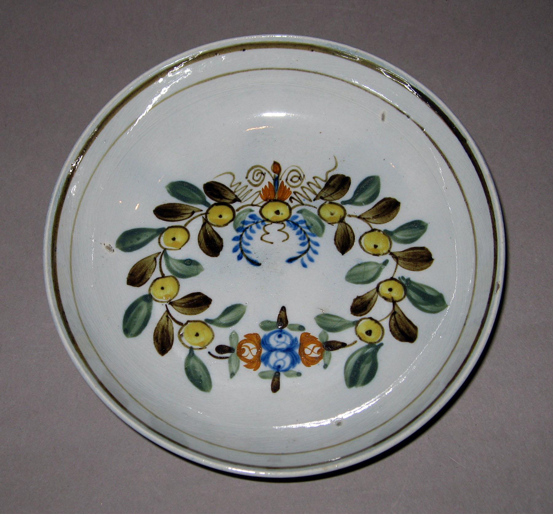 1959.1177 B Pearlware saucer