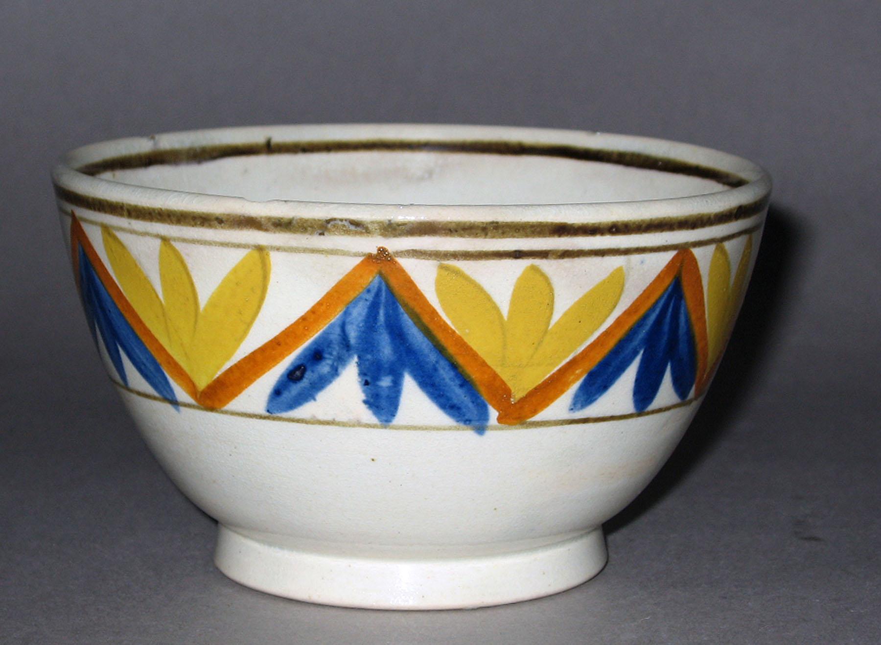 1959.1179 A Pearlware teabowl