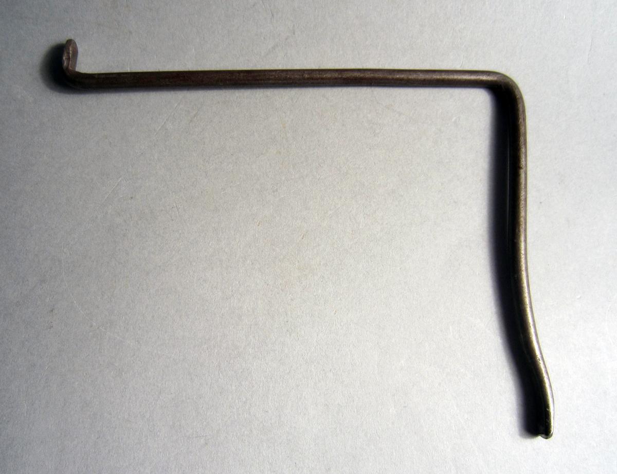 1986.0050.589 Shaping tool, View 2