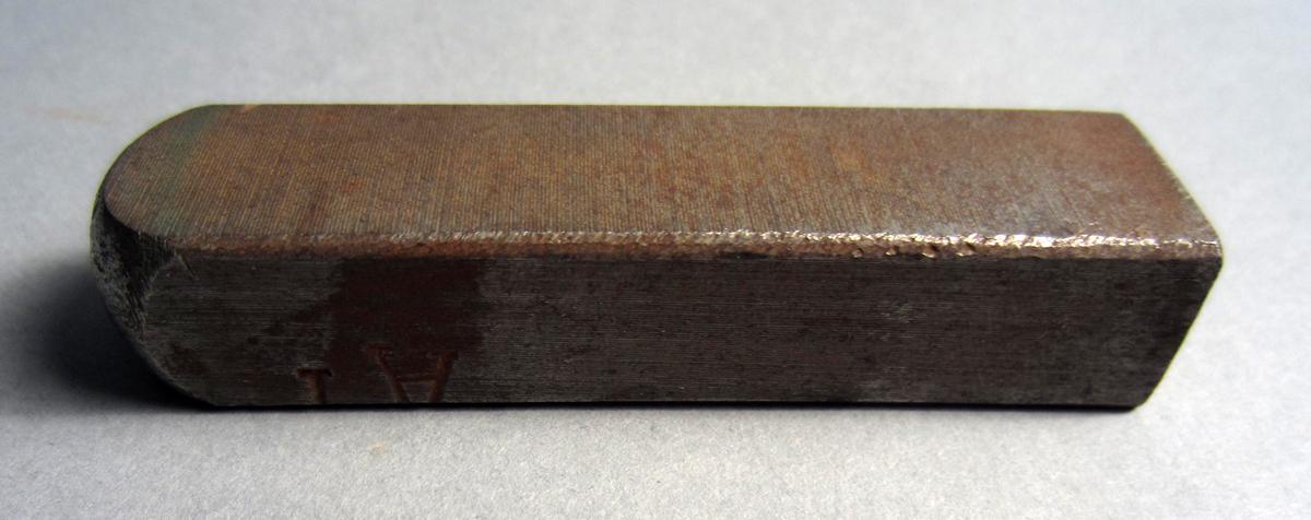 1986.0050.601 Shaping tool, View 1