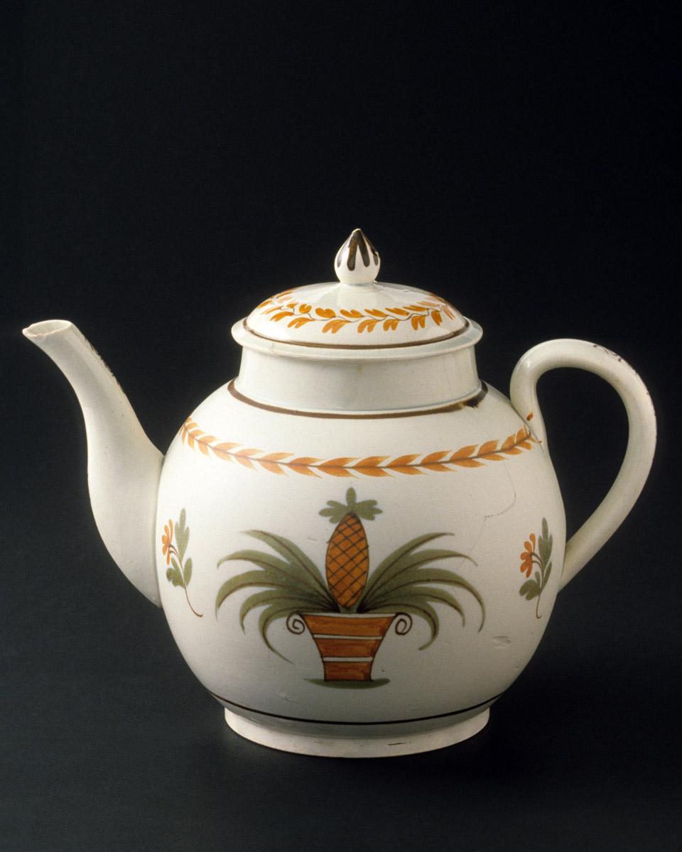 1959.1182 Pearlware teapot