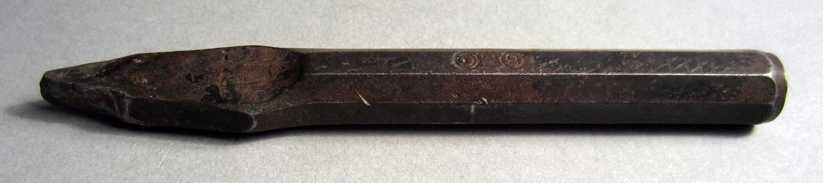 1986.0050.619 Shaping tool, View 1