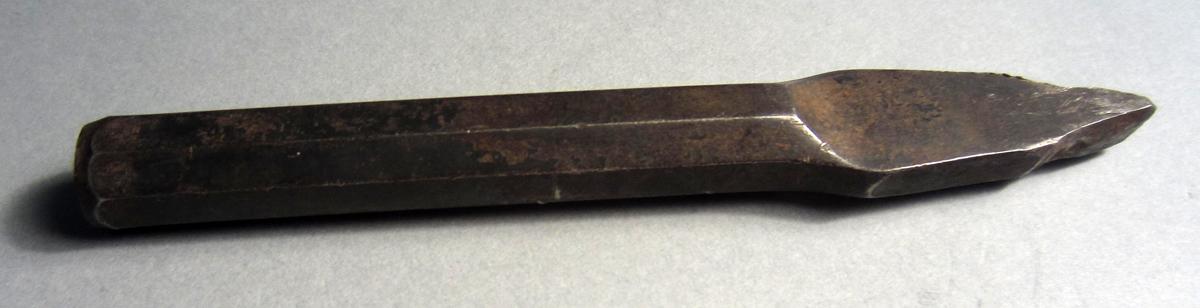 1986.0050.619 Shaping tool, View 2