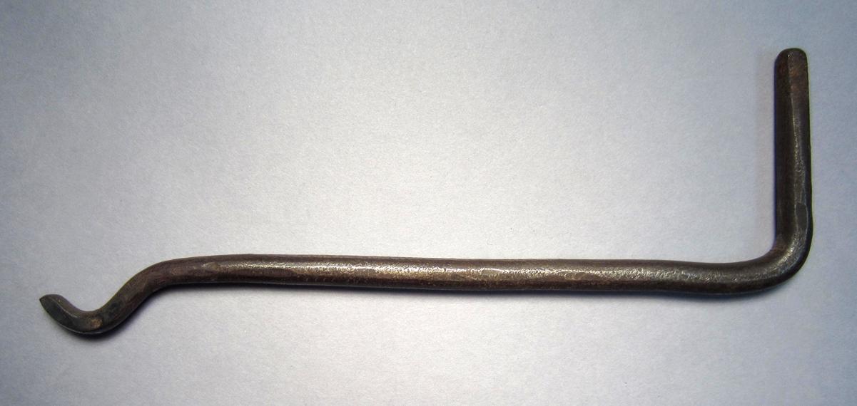 1986.0050.635 Shaping tool, View 2