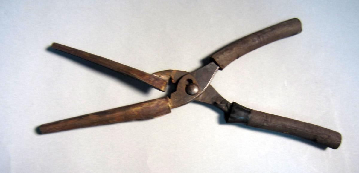 1986.0050.661 Tool, View