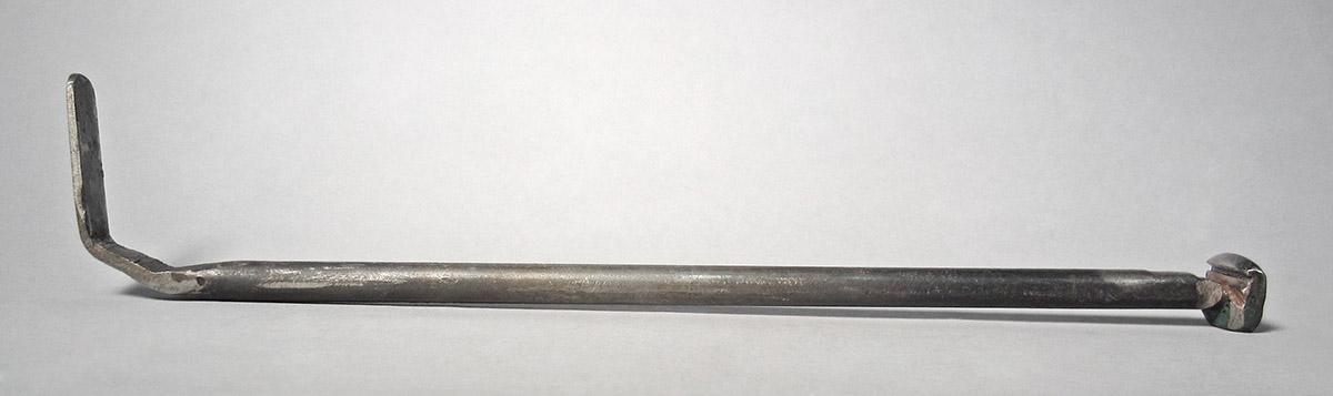 1986.0050.670, Shaping tool, side 1