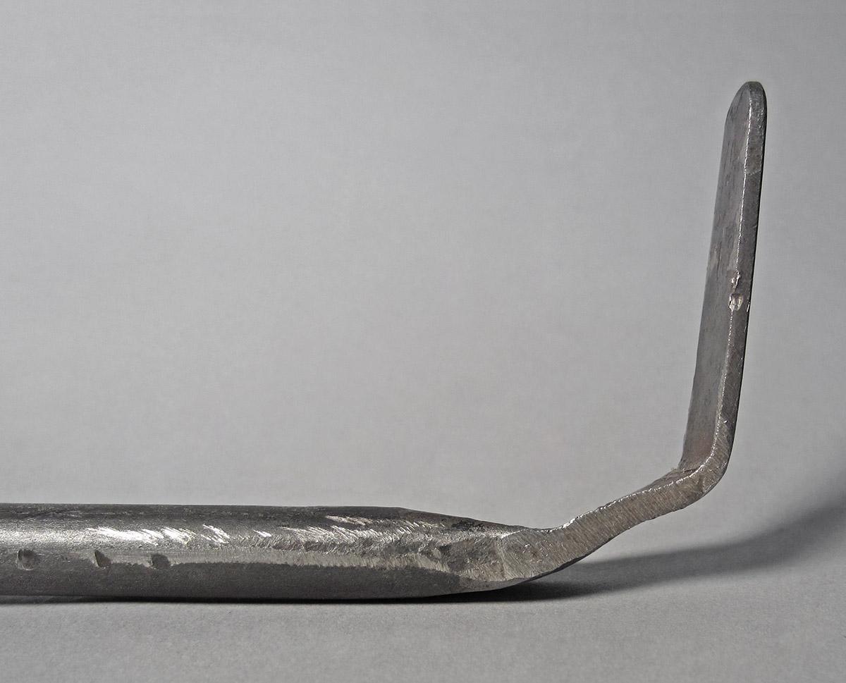 1986.0050.670, Shaping tool, end 2