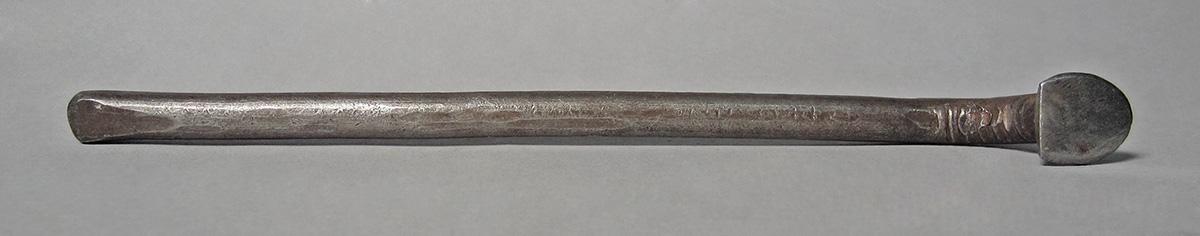 1986.0050.672, Shaping tool, side 1