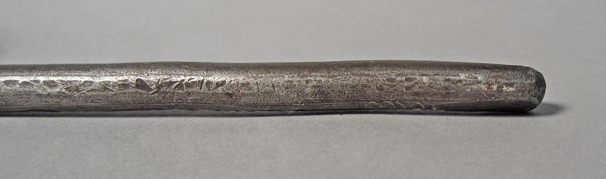 1986.0050.672, Shaping tool, end 2