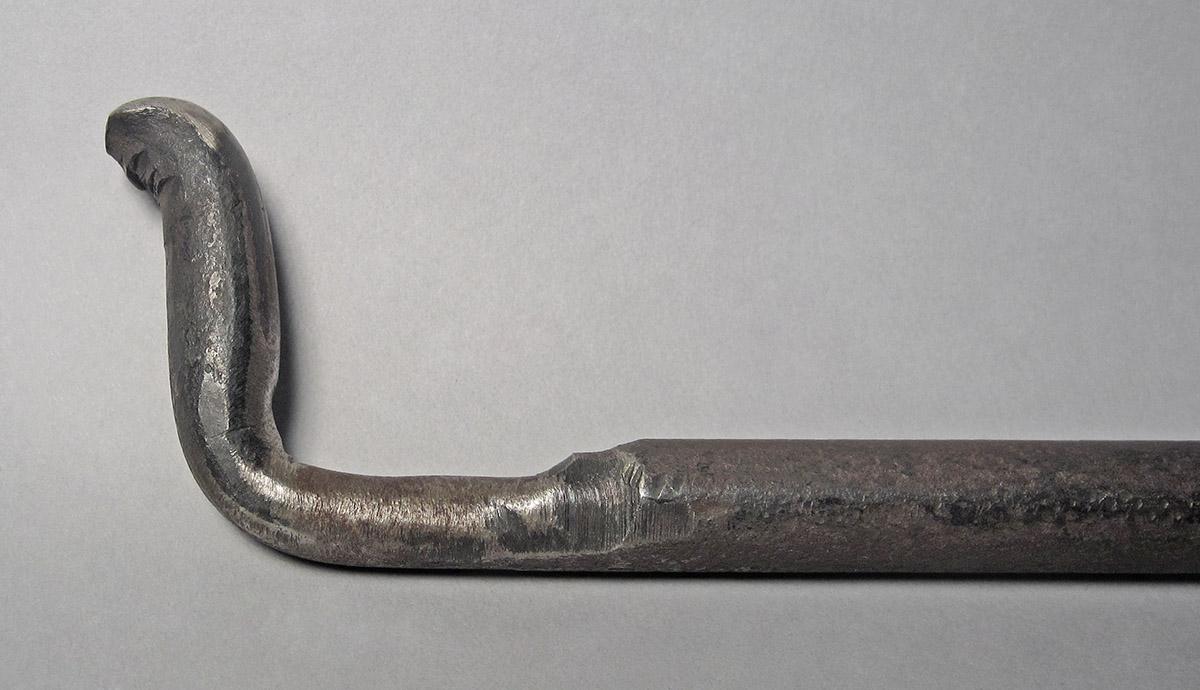 1986.0050.673, Shaping stake, end 2 side