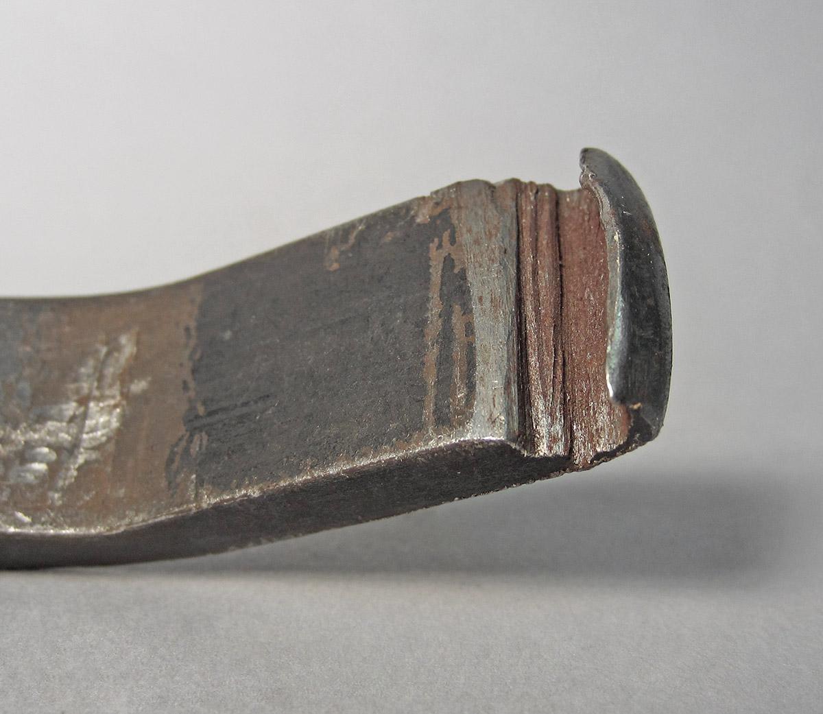 1986.0050.683, Shaping stake, end detail
