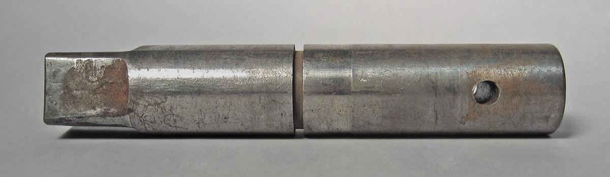 1986.0050.688, Rod, side 1