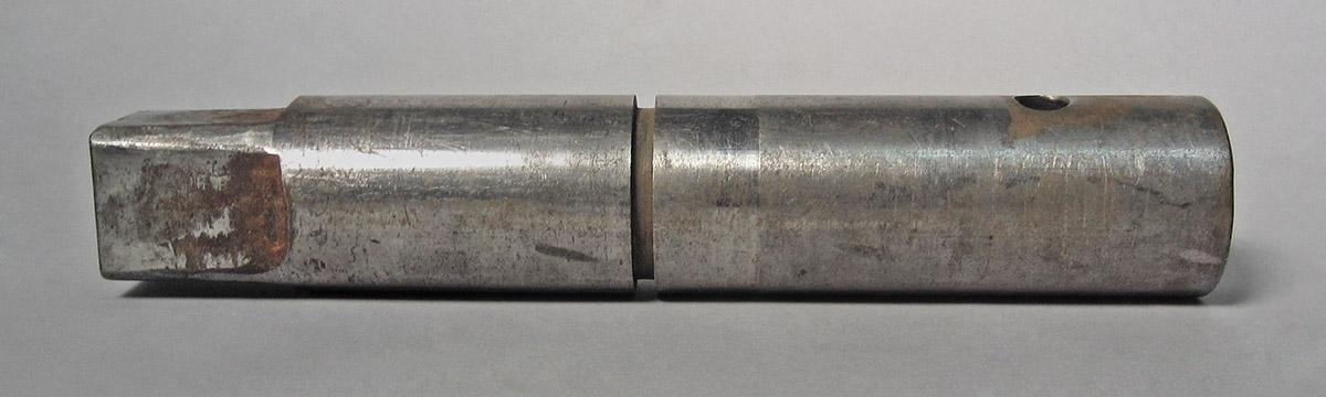 1986.0050.688, Rod, side 2