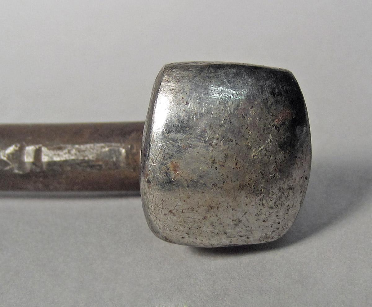 1986.0050.694, Shaping tool, head top