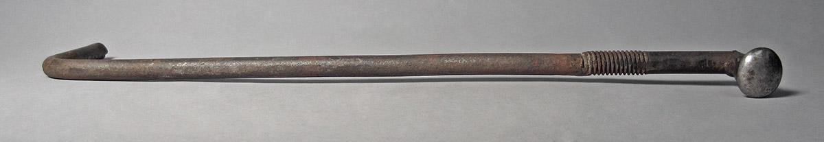 1986.0050.697, Shaping tool, side 3
