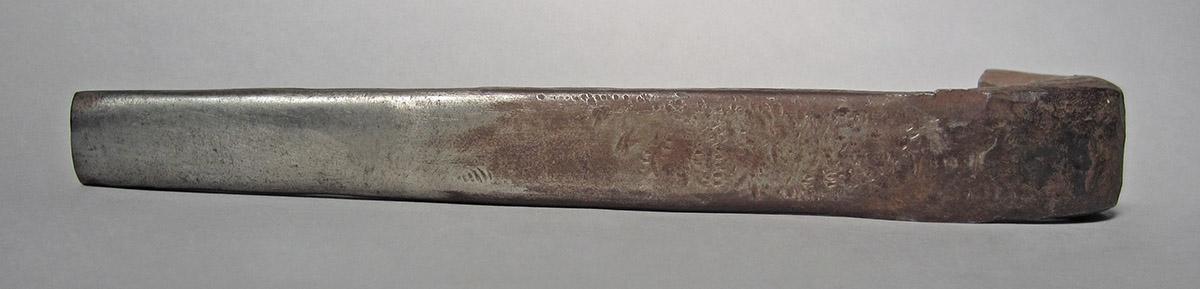 1986.0050.699, Shaping tool, side 1