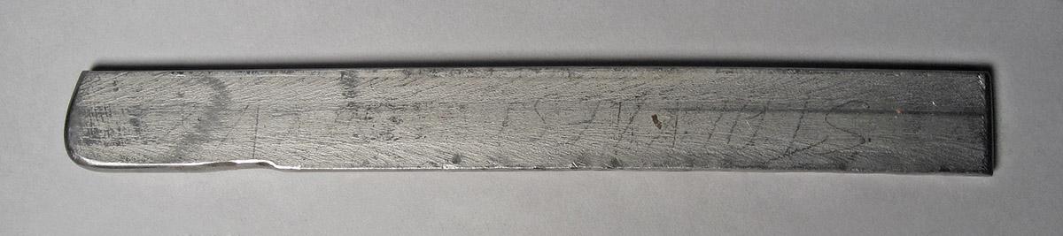 1986.0050.704, Shaping tool, side 3