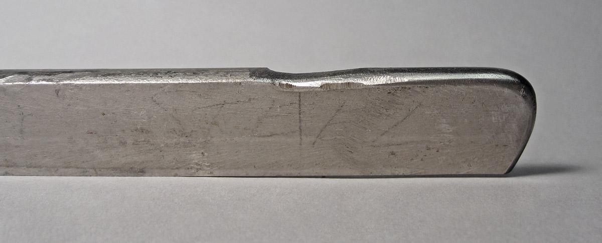 1986.0050.704, Shaping tool, end detail