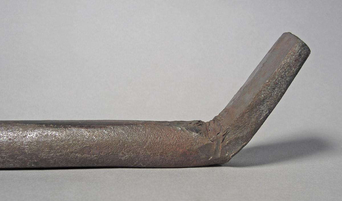 1986.0050.706, Shaping tool, end side