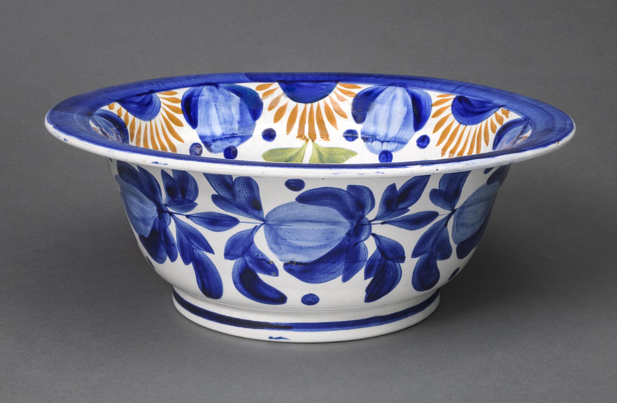 1959.1192 Bowl, view 1