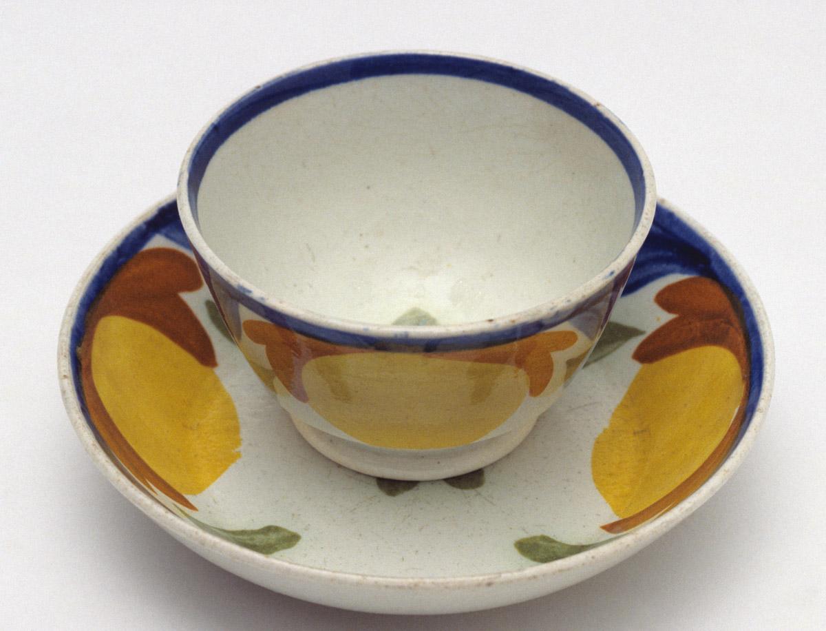 1959.1208, .1209 Teabowl and saucer