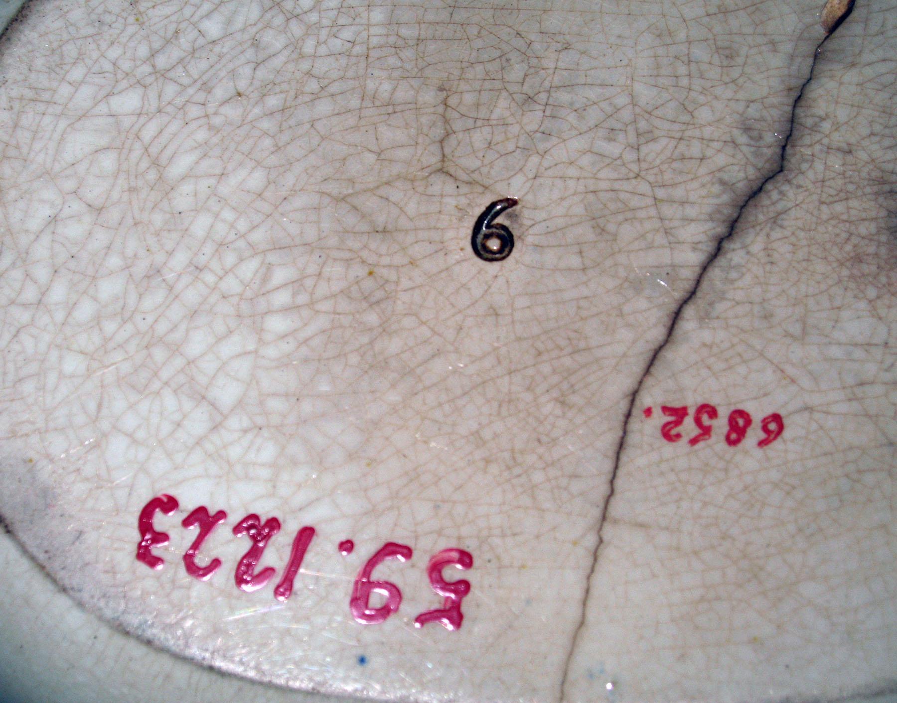 1959.1223 Pearlware dish (mark)