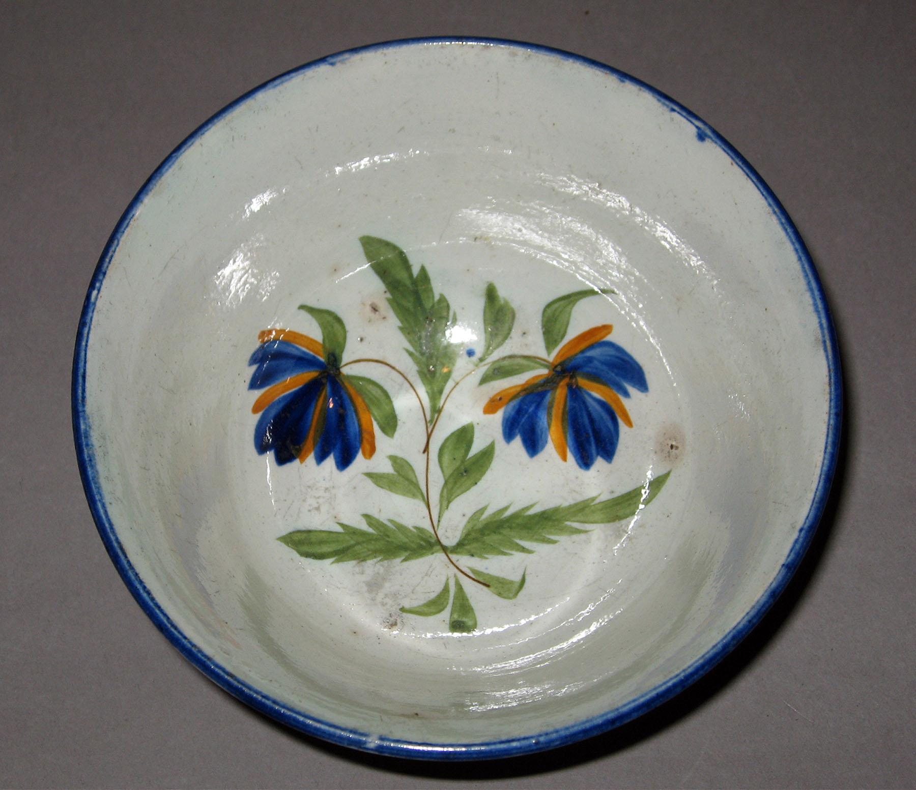 1959.1225 Pearlware bowl (interior)