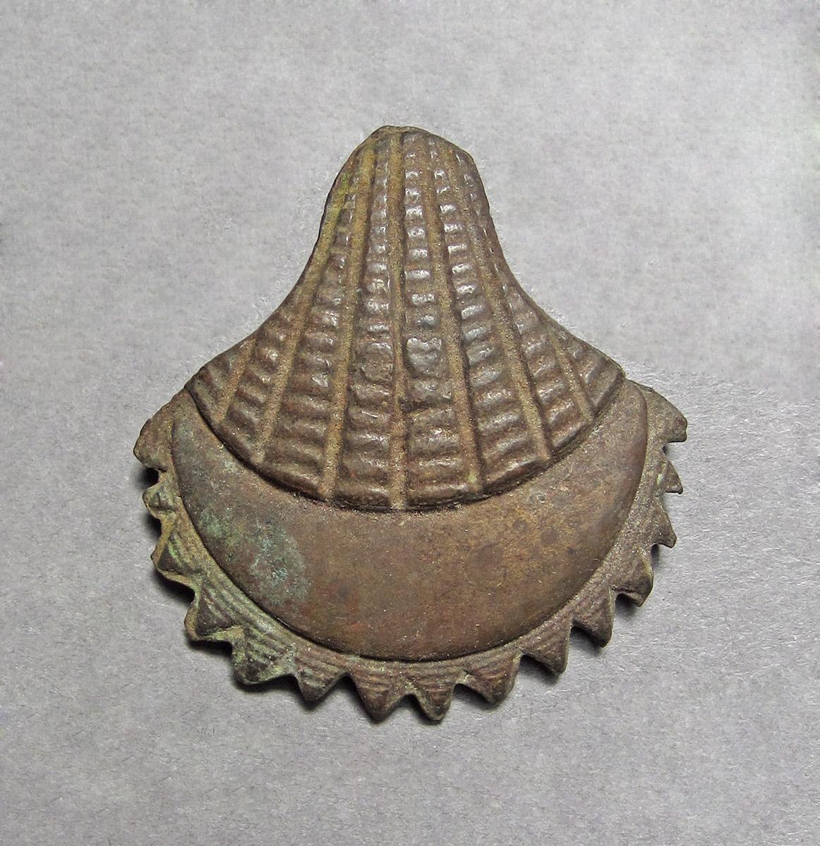 1969.9047, Clock movement, brass piece