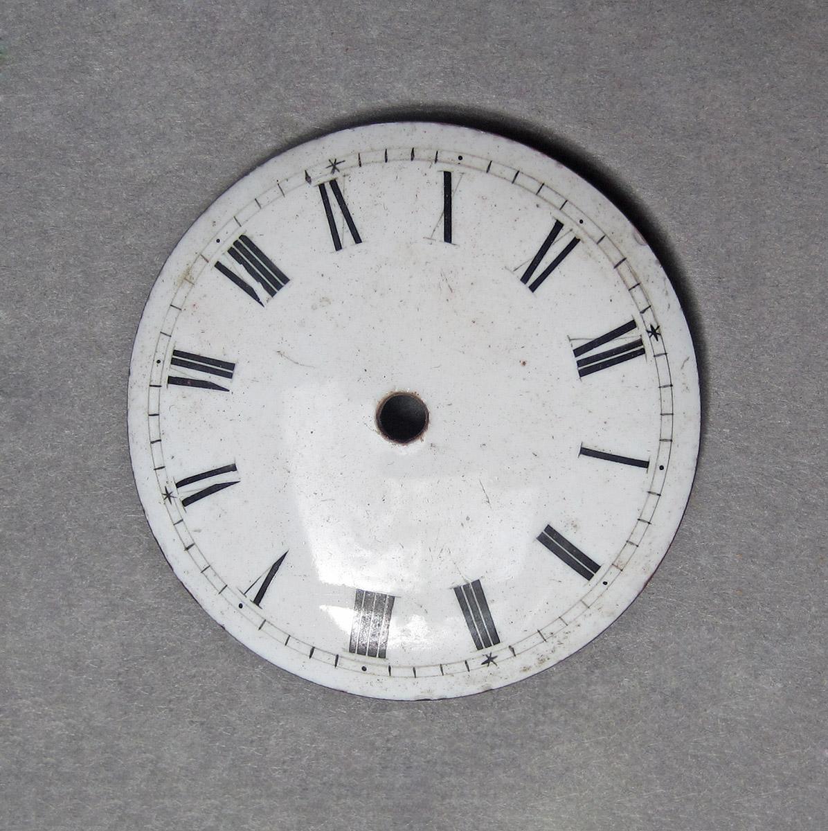 1969.9047, Clock movement, face detail 1
