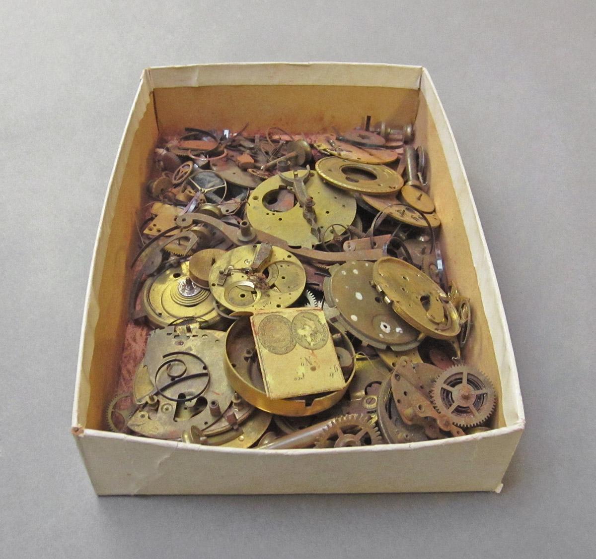 1969.9048, Watch movement, angle 2