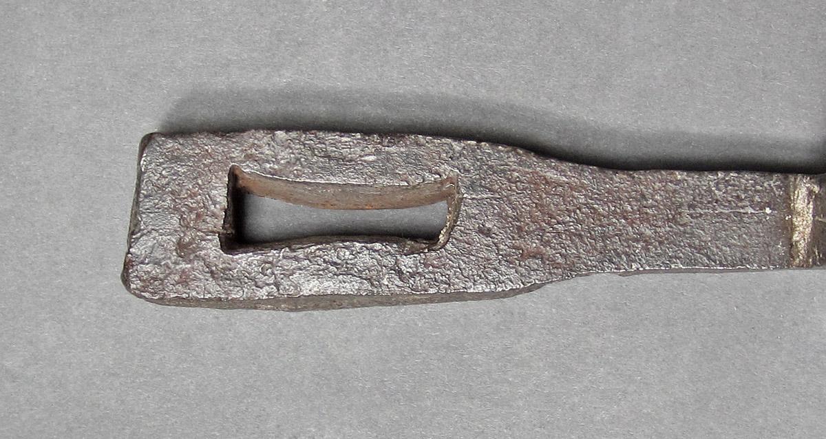 1969.9056, Tool, end detail 1