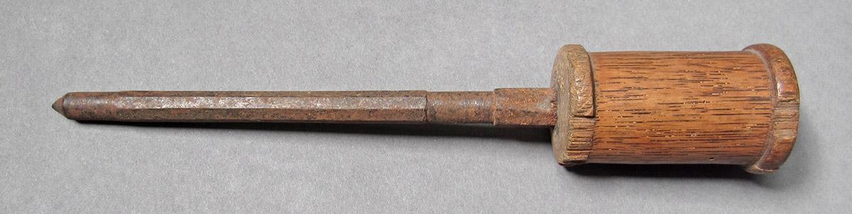 1969.9065, Lathe tool, side 1