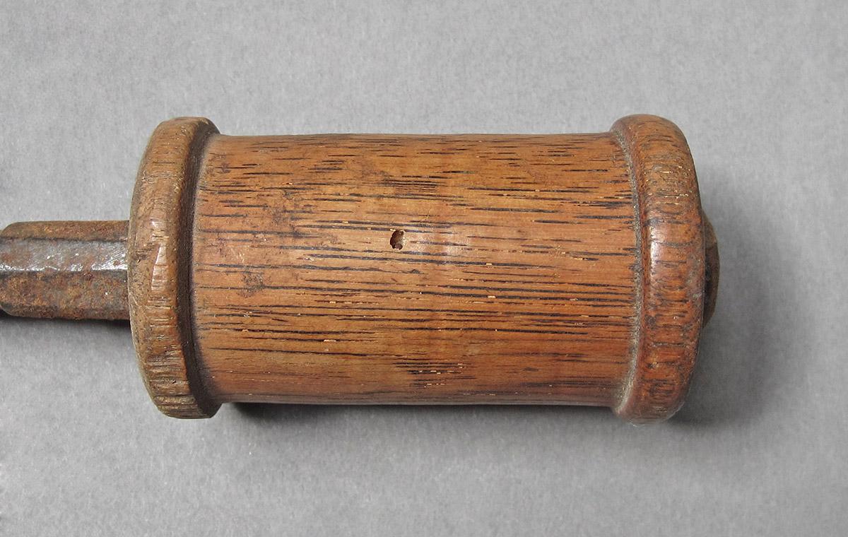 1969.9065, Lathe tool, chuck side 1