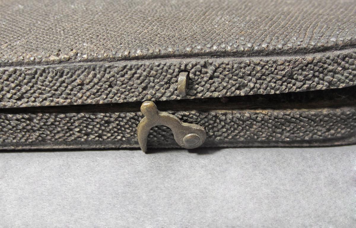 1969.9069, Thermometer case, hook detail