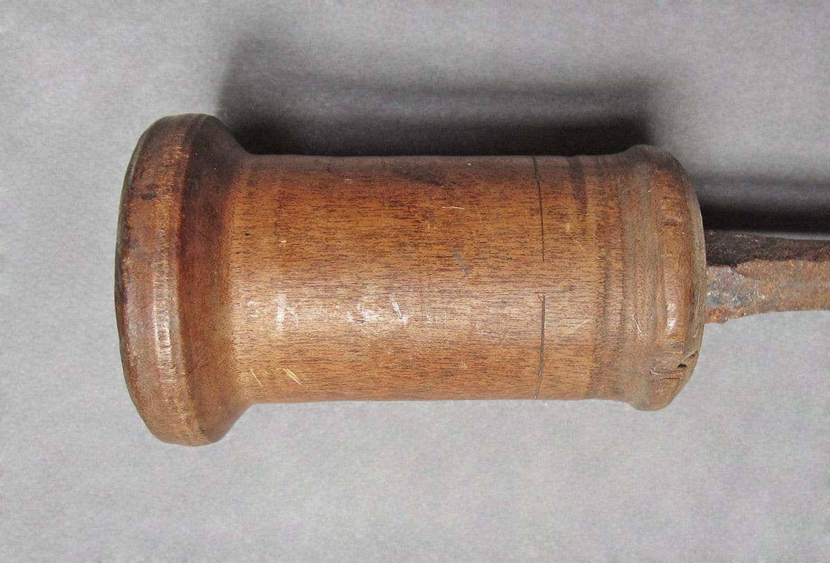 1969.9070, Lathe tool, chuck side 1