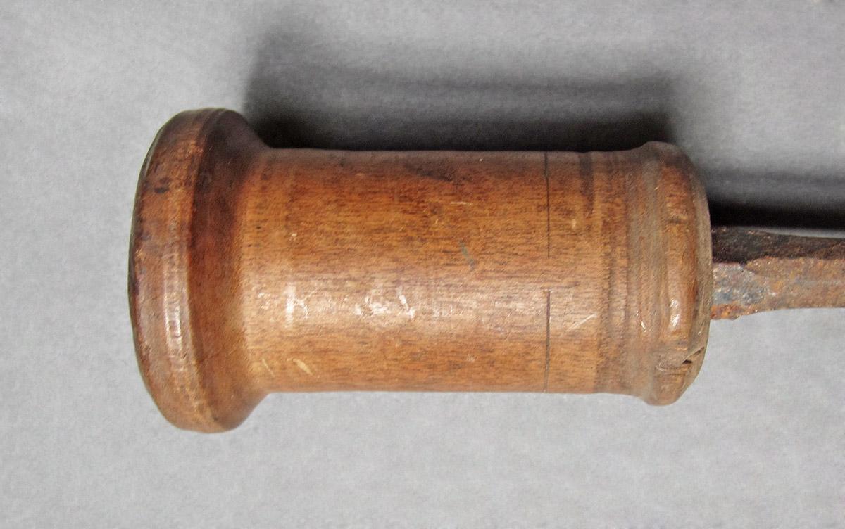 1969.9070, Lathe tool, chuck side 2