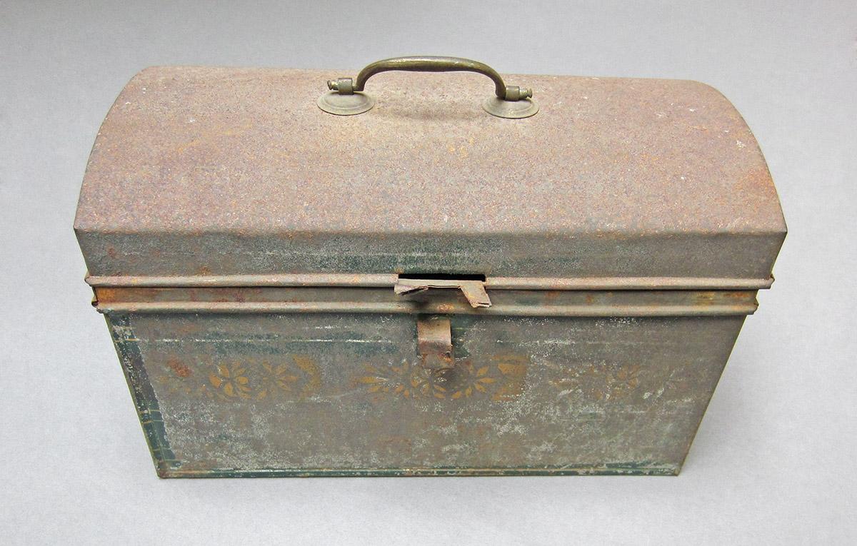 1969.9071, Box, angle